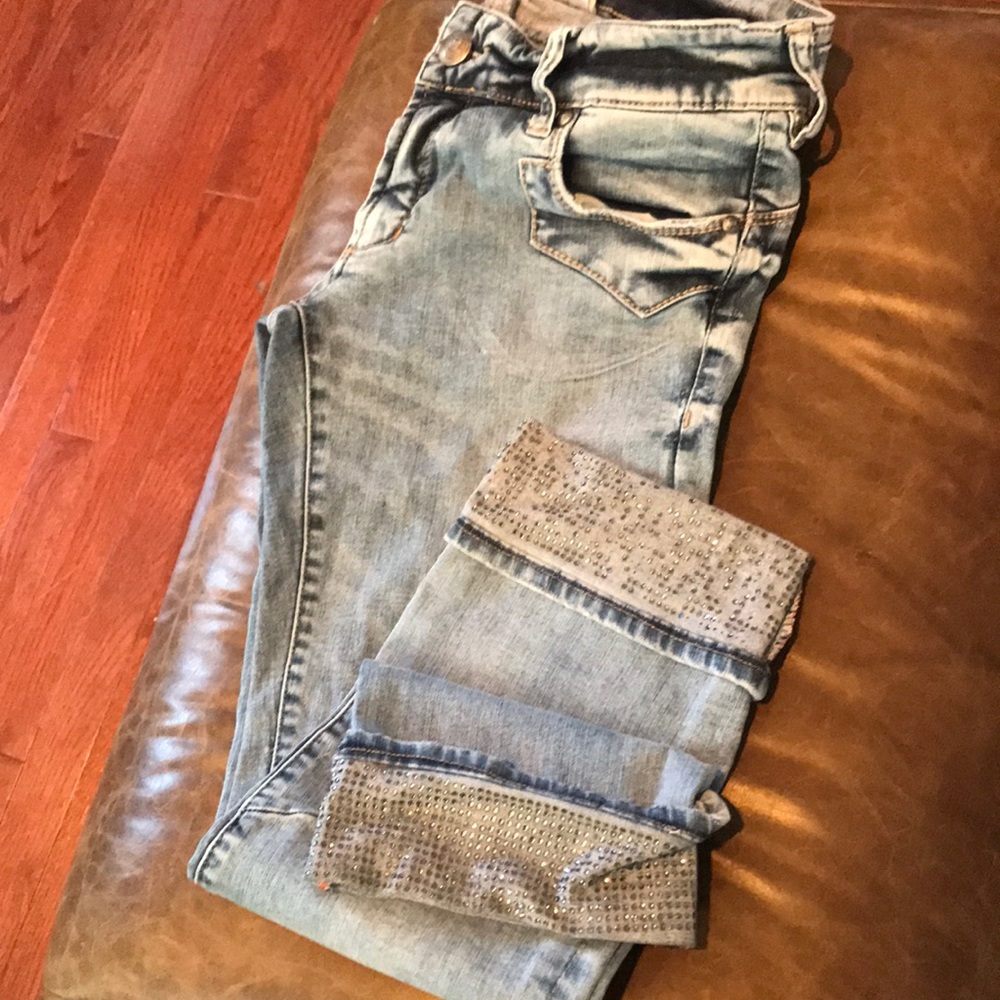 Embellished Cuff Parasuco Relaxed Lowrise Faded Cropped Jeans
